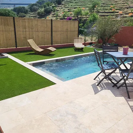 Cosy Avec Piscine A *